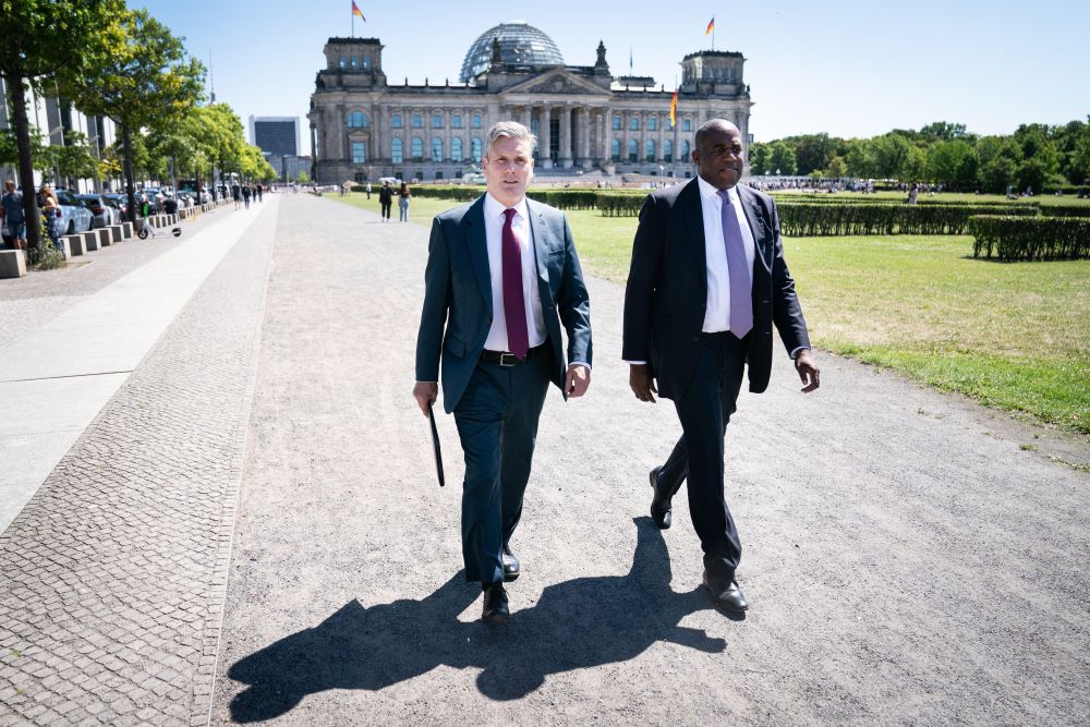 Labour leader Keir Starmer and shadow foreign secretary David Lammy during a visit to Berlin in 2022 (Alamy)